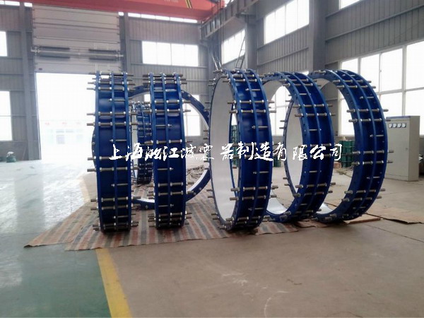 上海淞江減震器制造有限公司為自來(lái)水廠主管道配套流量計(jì)伸縮節(jié)產(chǎn)品，主要為西門子流量計(jì)配套伸縮節(jié)，我們是上海流量計(jì)伸縮節(jié)生產(chǎn)廠家，歡迎您到我廠指導(dǎo)工作！
